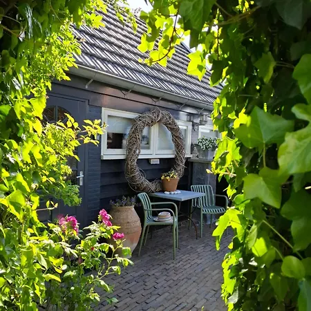Tuinhuis Vakantiehuis